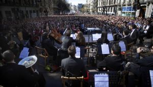 Miles de persones inundan el dentro de Madrid bajo el lema 